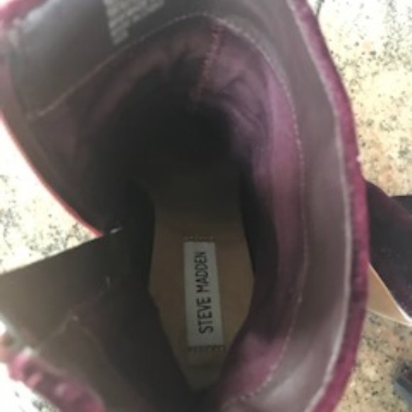Steve Madden Velvet Block Heel Ankle Boot - Picture 7 of 8